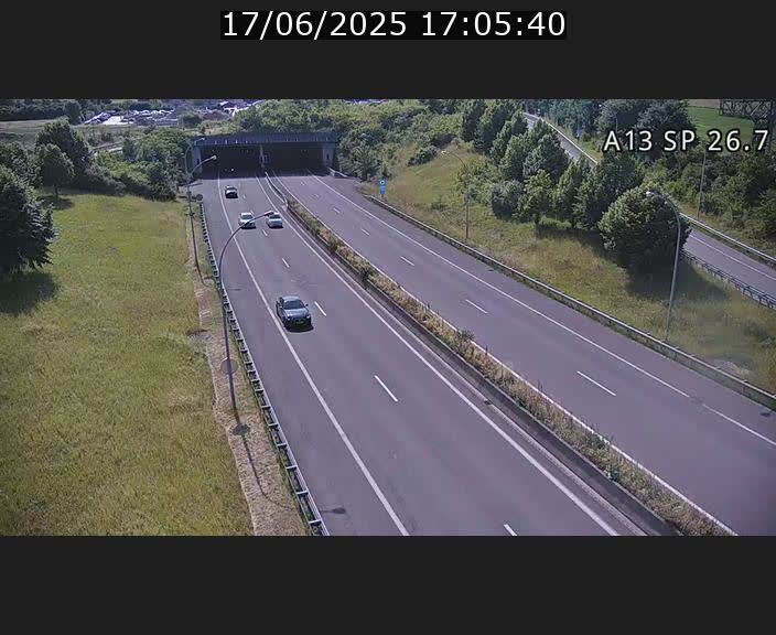 Traffic live webcam Luxembourg Frisange - A13 direction Luxembourg-ville - BK 26.7