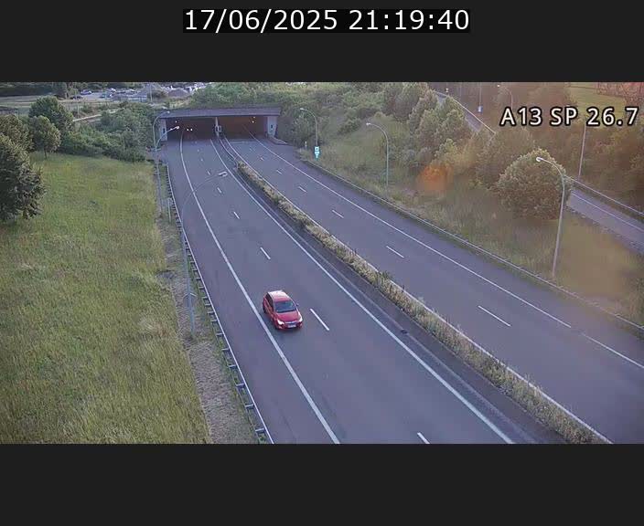 Traffic live webcam Luxembourg Frisange - A13 direction Luxembourg-ville - BK 26.7