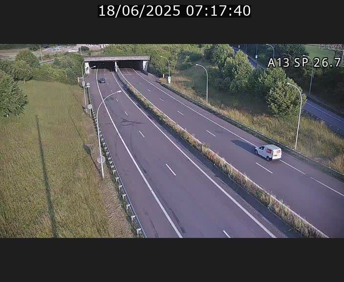 Traffic live webcam Luxembourg Frisange - A13 direction Luxembourg-ville - BK 26.7