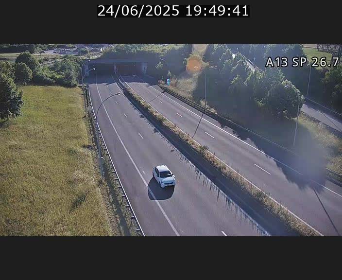 Traffic live webcam Luxembourg Frisange - A13 direction Luxembourg-ville - BK 26.7