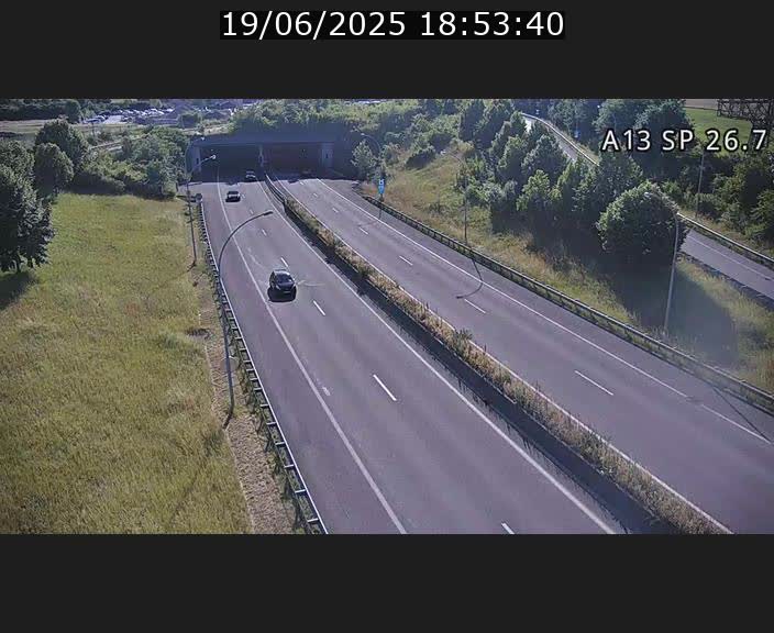 Traffic live webcam Luxembourg Frisange - A13 direction Luxembourg-ville - BK 26.7