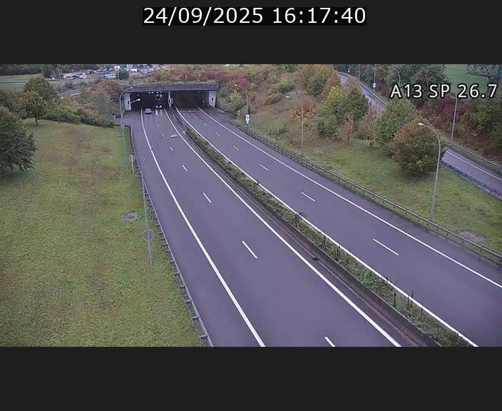 <h2>Traffic live webcam Luxembourg Frisange - A13 direction Luxembourg-ville - BK 26.7</h2>