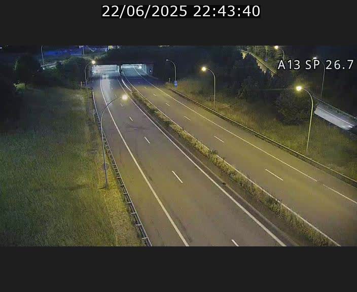 <h2>Traffic live webcam Luxembourg Frisange - A13 direction Luxembourg-ville - BK 26.7</h2>