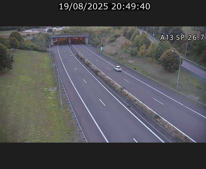 <h2>Traffic live webcam Luxembourg Frisange - A13 direction Luxembourg-ville - BK 26.7</h2>