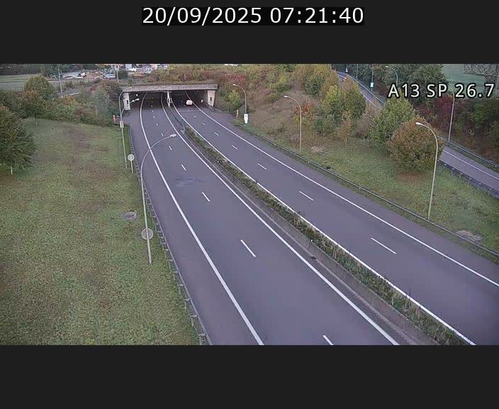 <h2>Traffic live webcam Luxembourg Frisange - A13 direction Luxembourg-ville - BK 26.7</h2>