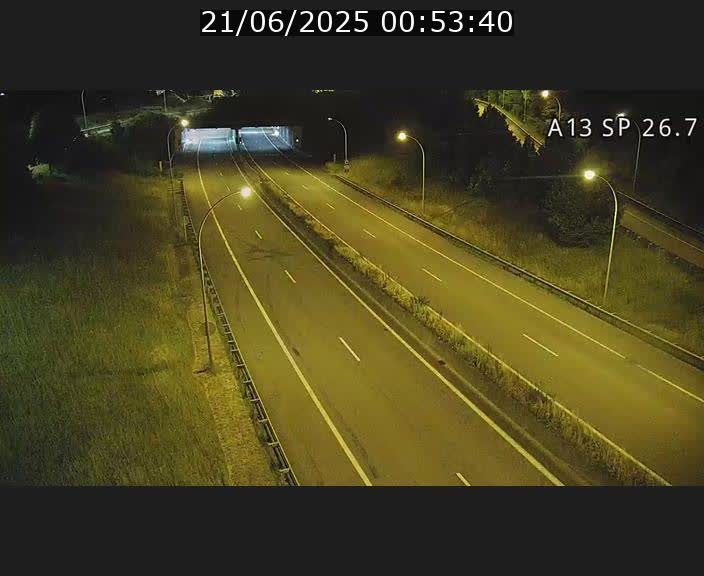<h2>Traffic live webcam Luxembourg Frisange - A13 direction Luxembourg-ville - BK 26.7</h2>