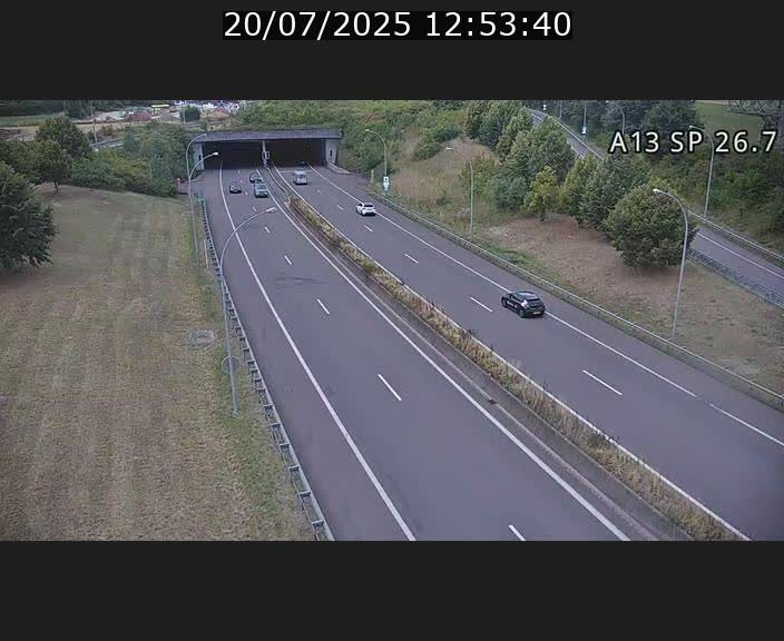 <h2>Traffic live webcam Luxembourg Frisange - A13 direction Luxembourg-ville - BK 26.7</h2>