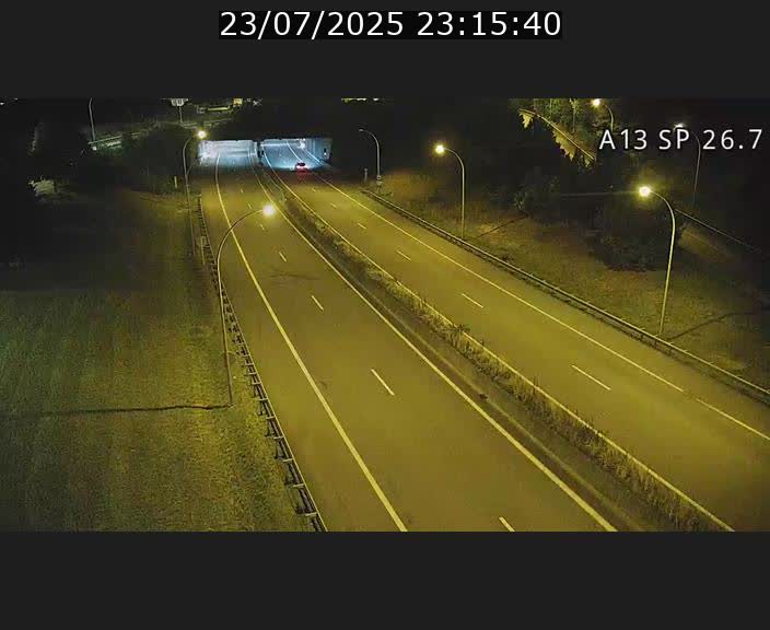 <h2>Traffic live webcam Luxembourg Frisange - A13 direction Luxembourg-ville - BK 26.7</h2>