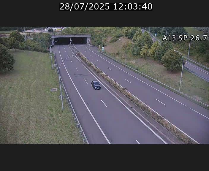 <h2>Traffic live webcam Luxembourg Frisange - A13 direction Luxembourg-ville - BK 26.7</h2>