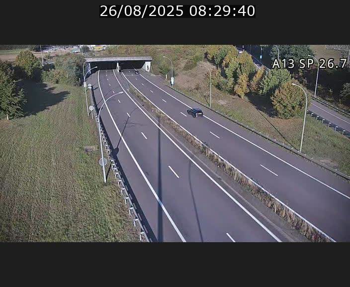 <h2>Traffic live webcam Luxembourg Frisange - A13 direction Luxembourg-ville - BK 26.7</h2>