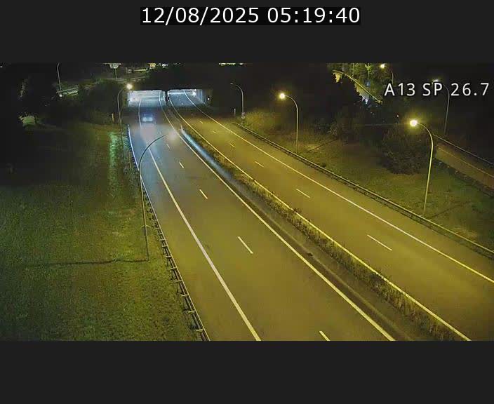 <h2>Traffic live webcam Luxembourg Frisange - A13 direction Luxembourg-ville - BK 26.7</h2>