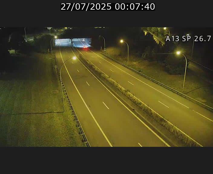 <h2>Traffic live webcam Luxembourg Frisange - A13 direction Luxembourg-ville - BK 26.7</h2>