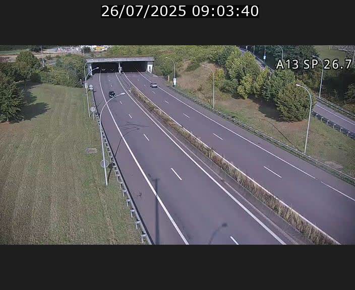 <h2>Traffic live webcam Luxembourg Frisange - A13 direction Luxembourg-ville - BK 26.7</h2>