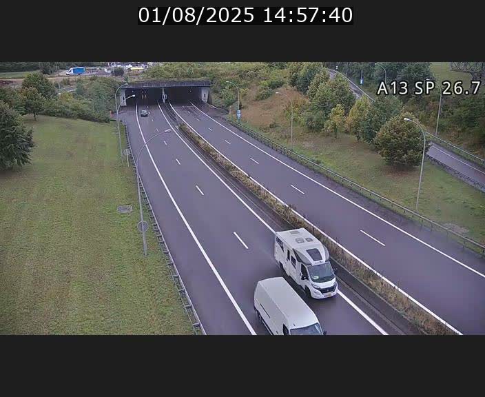 <h2>Traffic live webcam Luxembourg Frisange - A13 direction Luxembourg-ville - BK 26.7</h2>