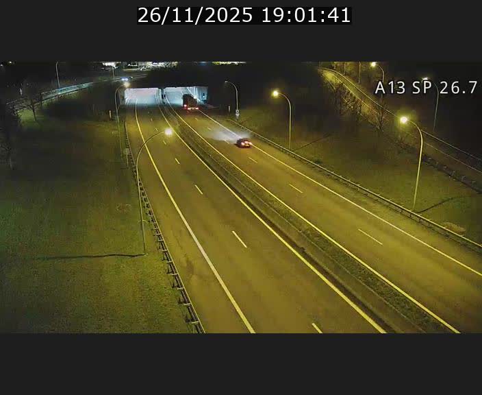 <h2>Traffic live webcam Luxembourg Frisange - A13 direction Luxembourg-ville - BK 26.7</h2>