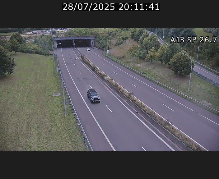 <h2>Traffic live webcam Luxembourg Frisange - A13 direction Luxembourg-ville - BK 26.7</h2>