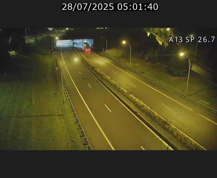 <h2>Traffic live webcam Luxembourg Frisange - A13 direction Luxembourg-ville - BK 26.7</h2>