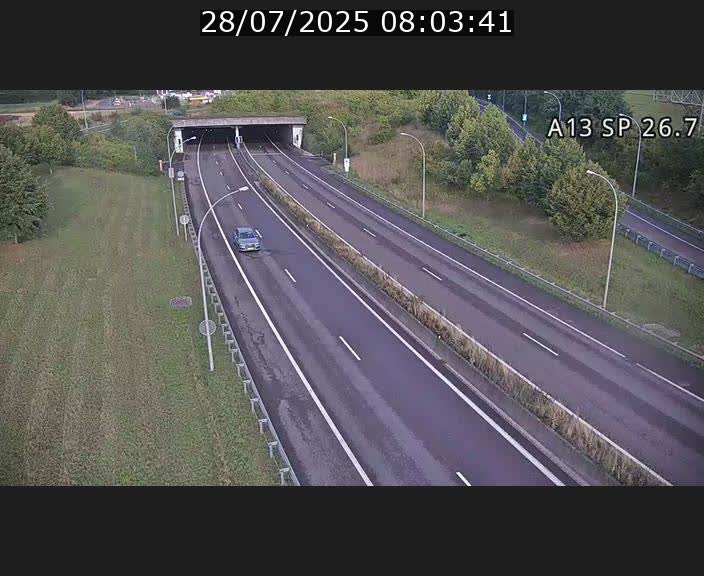 <h2>Traffic live webcam Luxembourg Frisange - A13 direction Luxembourg-ville - BK 26.7</h2>