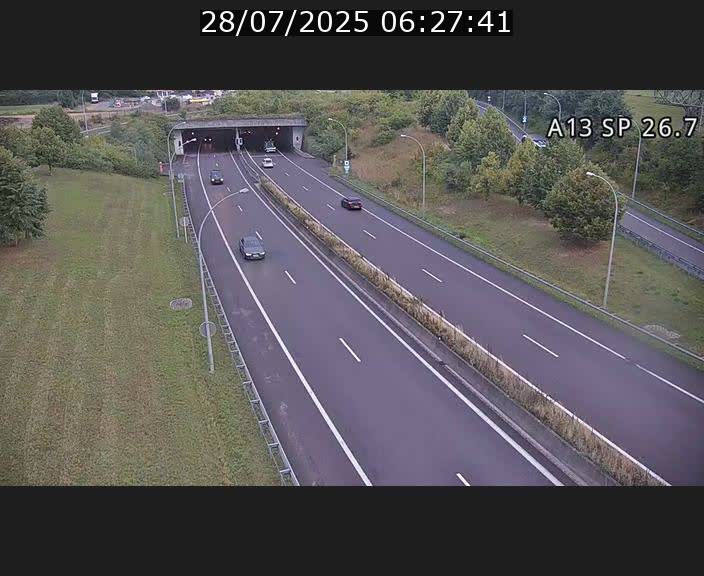<h2>Traffic live webcam Luxembourg Frisange - A13 direction Luxembourg-ville - BK 26.7</h2>