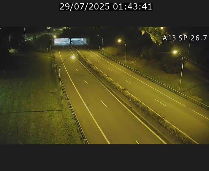 <h2>Traffic live webcam Luxembourg Frisange - A13 direction Luxembourg-ville - BK 26.7</h2>