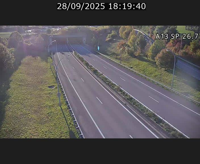 <h2>Traffic live webcam Luxembourg Frisange - A13 direction Luxembourg-ville - BK 26.7</h2>