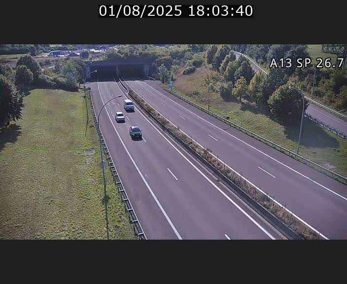 <h2>Traffic live webcam Luxembourg Frisange - A13 direction Luxembourg-ville - BK 26.7</h2>