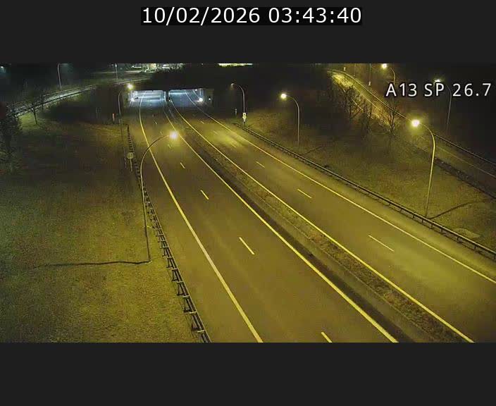 <h2>Traffic live webcam Luxembourg Frisange - A13 direction Luxembourg-ville - BK 26.7</h2>