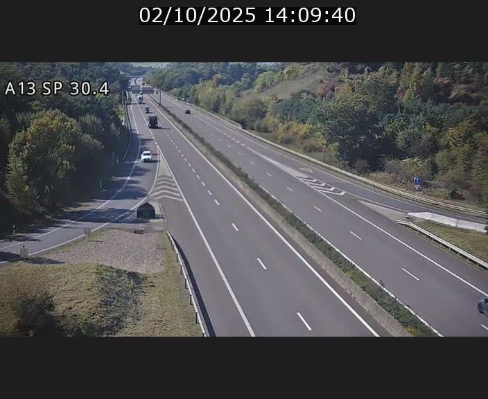 <h2>Traffic live webcam Luxembourg Altwies - A13 direction Luxembourg-ville - BK 30.4</h2>