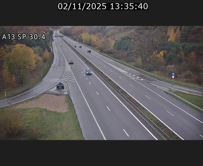 <h2>Traffic live webcam Luxembourg Altwies - A13 direction Luxembourg-ville - BK 30.4</h2>