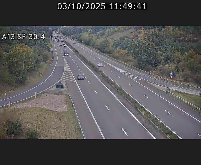 <h2>Traffic live webcam Luxembourg Altwies - A13 direction Luxembourg-ville - BK 30.4</h2>