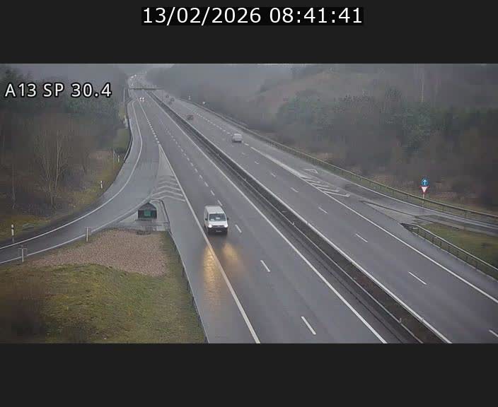 Traffic live webcam Luxembourg Altwies - A13 direction Luxembourg-ville - BK 30.4