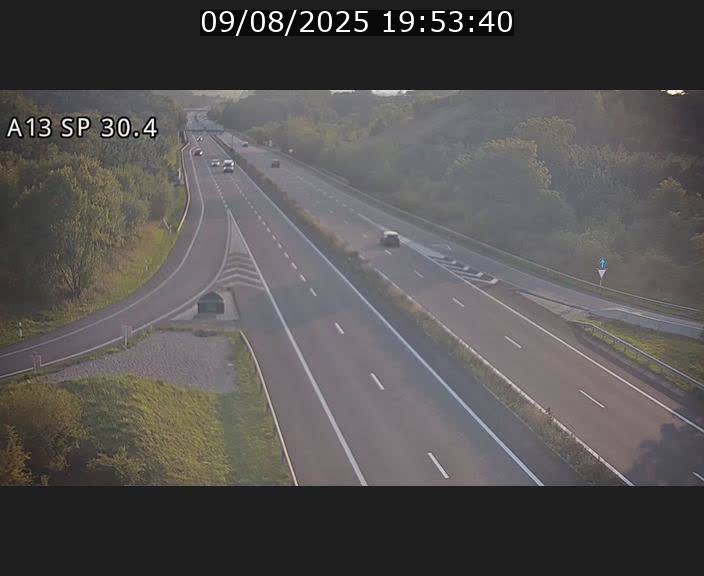 <h2>Traffic live webcam Luxembourg Altwies - A13 direction Luxembourg-ville - BK 30.4</h2>