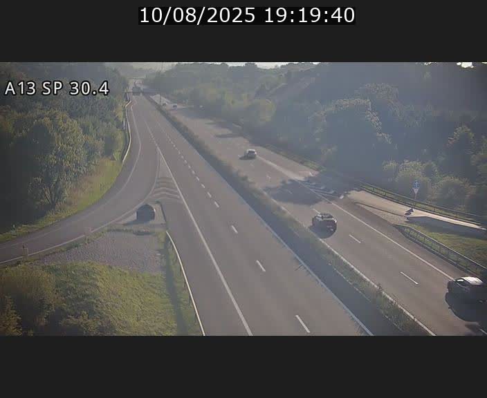 <h2>Traffic live webcam Luxembourg Altwies - A13 direction Luxembourg-ville - BK 30.4</h2>