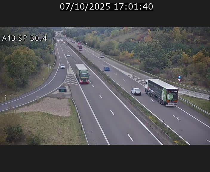 <h2>Traffic live webcam Luxembourg Altwies - A13 direction Luxembourg-ville - BK 30.4</h2>