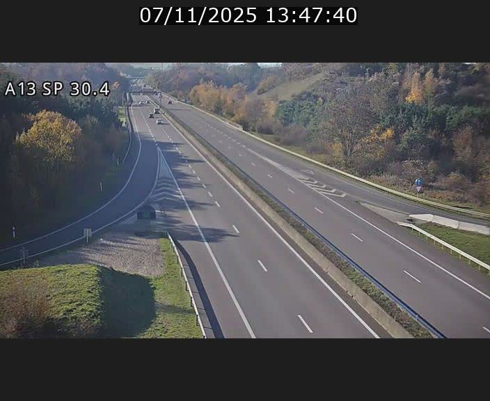 <h2>Traffic live webcam Luxembourg Altwies - A13 direction Luxembourg-ville - BK 30.4</h2>