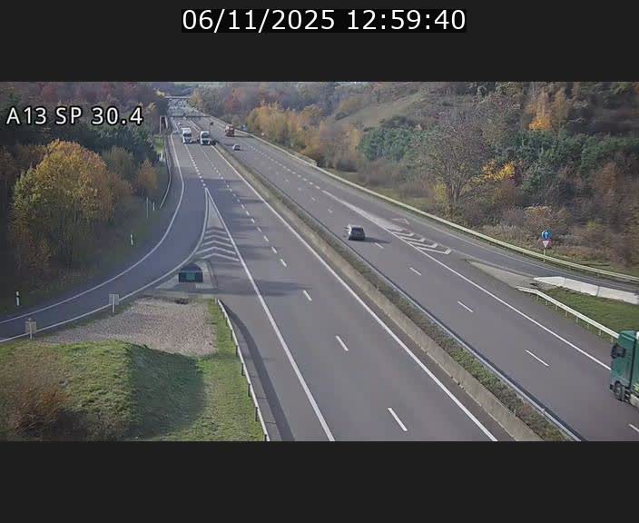 <h2>Traffic live webcam Luxembourg Altwies - A13 direction Luxembourg-ville - BK 30.4</h2>