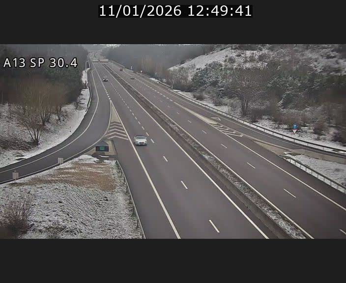 <h2>Traffic live webcam Luxembourg Altwies - A13 direction Luxembourg-ville - BK 30.4</h2>