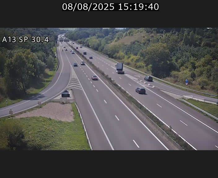 <h2>Traffic live webcam Luxembourg Altwies - A13 direction Luxembourg-ville - BK 30.4</h2>
