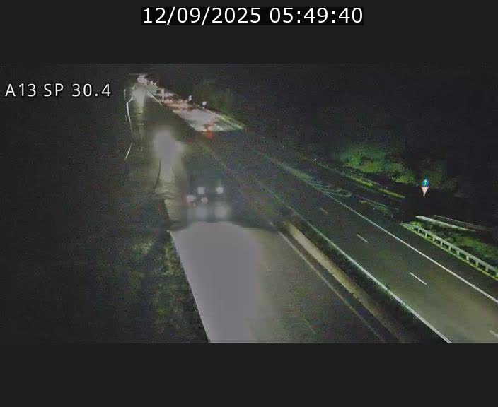<h2>Traffic live webcam Luxembourg Altwies - A13 direction Luxembourg-ville - BK 30.4</h2>