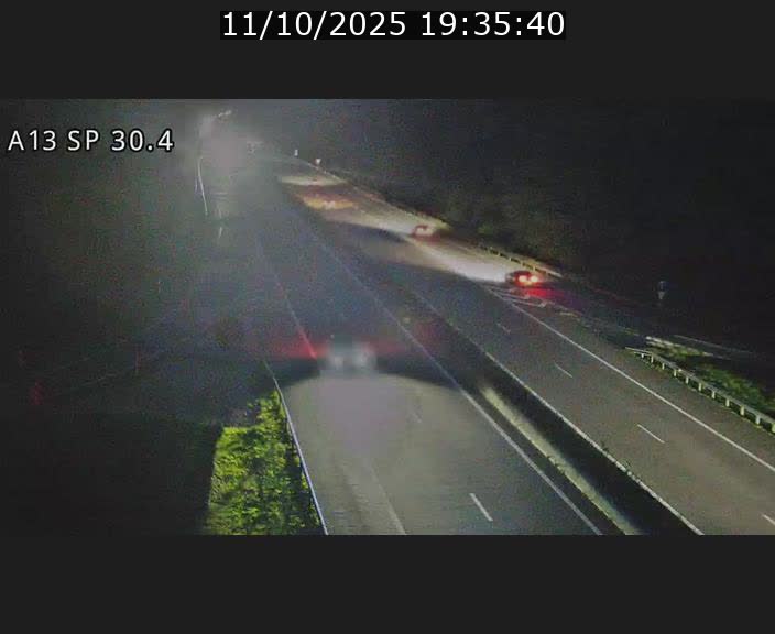 <h2>Traffic live webcam Luxembourg Altwies - A13 direction Luxembourg-ville - BK 30.4</h2>