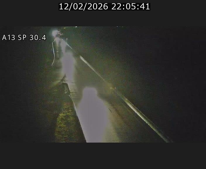 <h2>Traffic live webcam Luxembourg Altwies - A13 direction Luxembourg-ville - BK 30.4</h2>