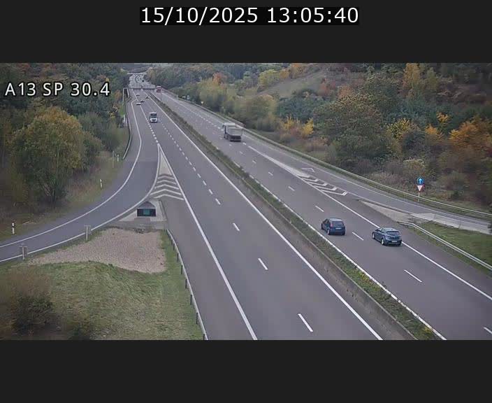 <h2>Traffic live webcam Luxembourg Altwies - A13 direction Luxembourg-ville - BK 30.4</h2>