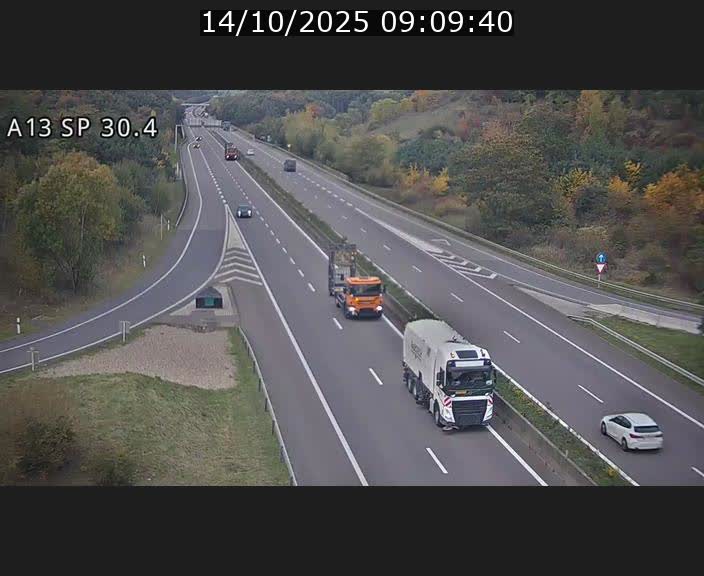 <h2>Traffic live webcam Luxembourg Altwies - A13 direction Luxembourg-ville - BK 30.4</h2>