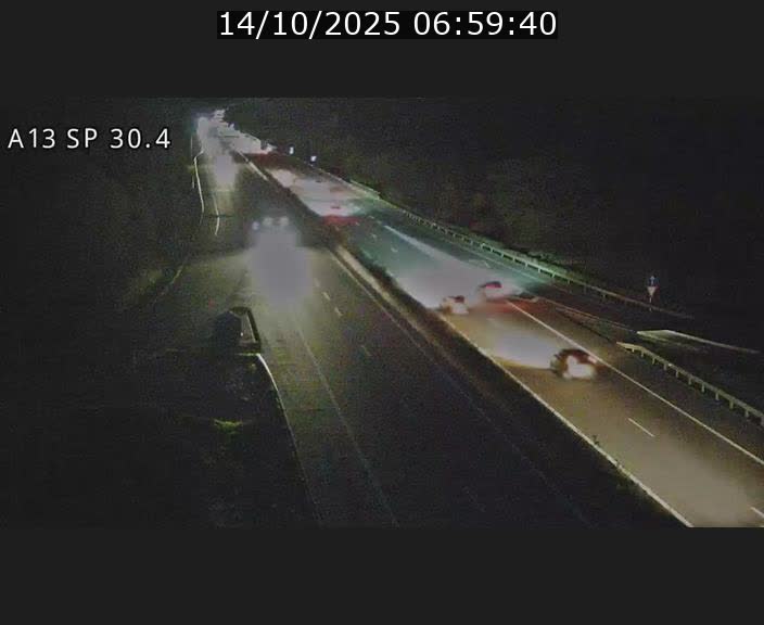 <h2>Traffic live webcam Luxembourg Altwies - A13 direction Luxembourg-ville - BK 30.4</h2>