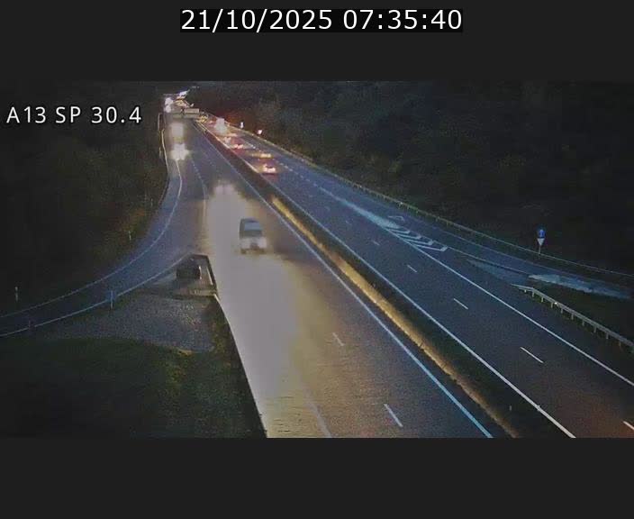 <h2>Traffic live webcam Luxembourg Altwies - A13 direction Luxembourg-ville - BK 30.4</h2>