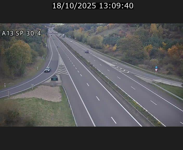 <h2>Traffic live webcam Luxembourg Altwies - A13 direction Luxembourg-ville - BK 30.4</h2>
