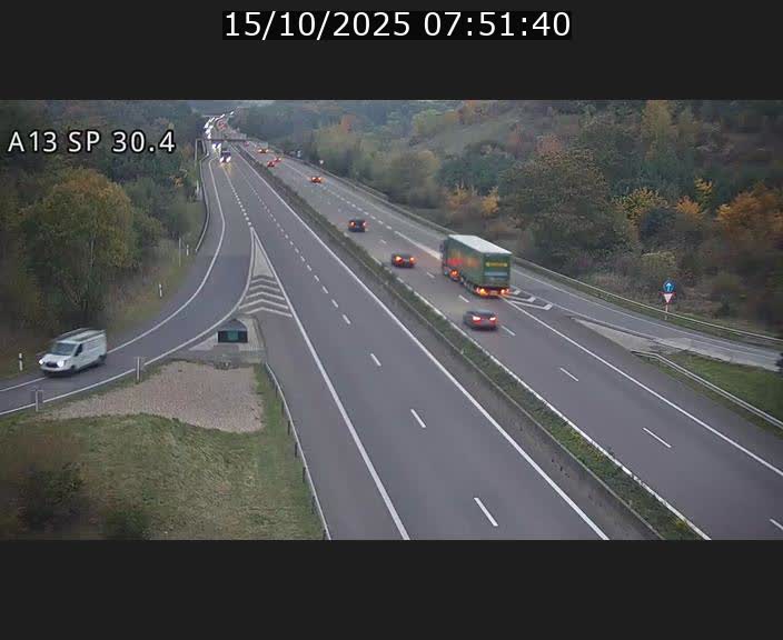 <h2>Traffic live webcam Luxembourg Altwies - A13 direction Luxembourg-ville - BK 30.4</h2>
