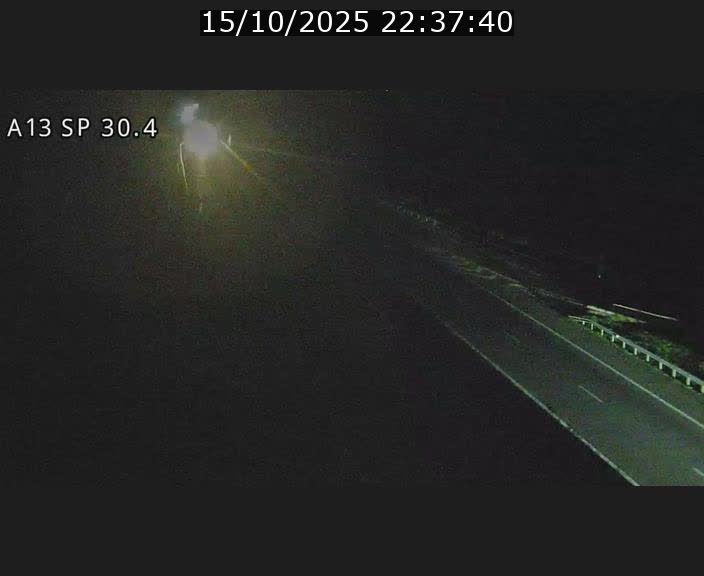 <h2>Traffic live webcam Luxembourg Altwies - A13 direction Luxembourg-ville - BK 30.4</h2>