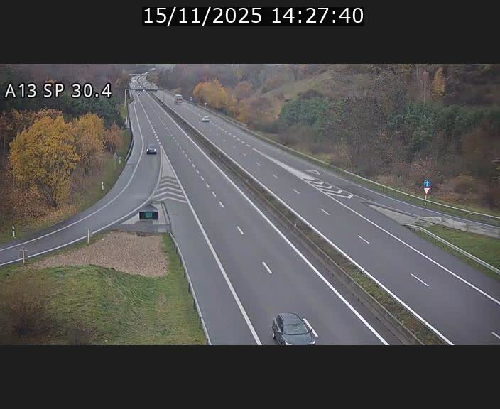 Traffic live webcam Luxembourg Altwies - A13 direction Luxembourg-ville - BK 30.4