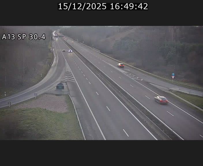 <h2>Traffic live webcam Luxembourg Altwies - A13 direction Luxembourg-ville - BK 30.4</h2>